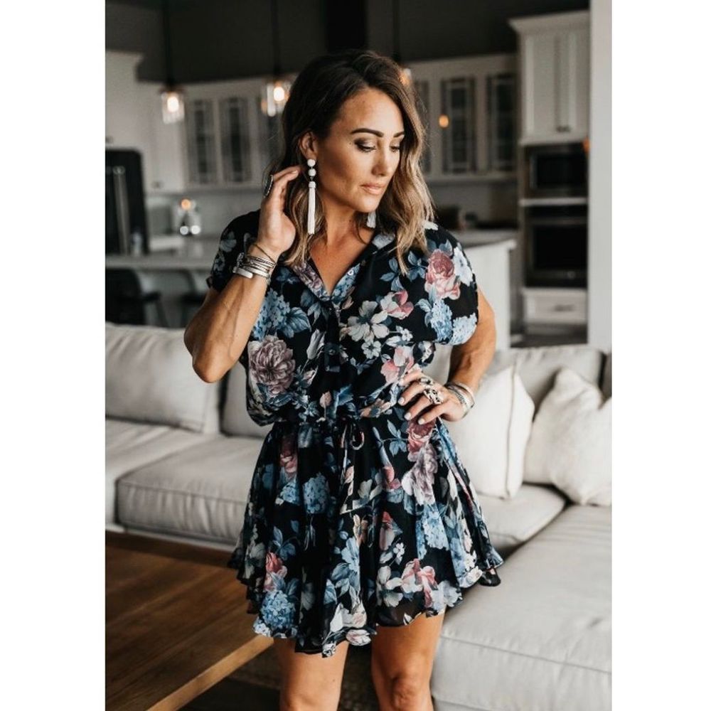 🆕✨AAKAA✨FLORAL SHEER MINI DRESS